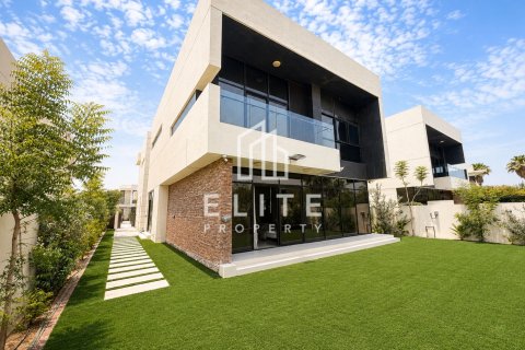 Vila u gradu DAMAC Hills (Akoya by DAMAC), Dubai, UAE 5 spavaće sobe, 465 m2 Br. 760008 - Slika 2