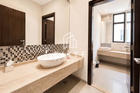 Vila u gradu DAMAC Hills (Akoya by DAMAC), Dubai, UAE 5 spavaće sobe, 465 m2 Br. 760008 - Slika 21