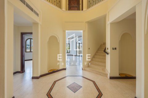 Villa te huur in Palm Jumeirah, Dubai, VAE 5 slaapkamers, 657 vr.m., nr 760013 - foto 4