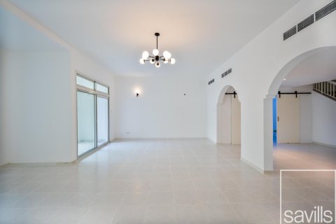 Willa do wynajęcia w Umm Suqeim, Dubai, ZEA 3 sypialnie, 505.02 mkw., nr 766854 - zdjęcie 3