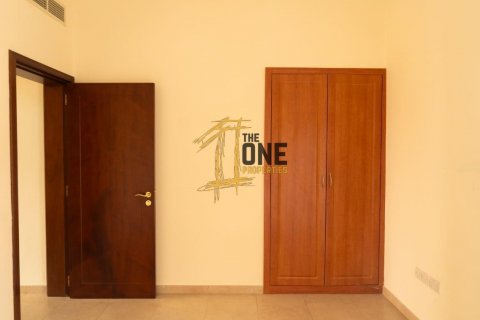 Kuća u nizu u gradu Al Hamra Village, Ras Al Khaimah, UAE 3 spavaće sobe, 297.3 m2 Br. 582577 - Slika 10