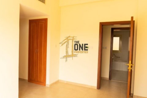 Kuća u nizu u gradu Al Hamra Village, Ras Al Khaimah, UAE 3 spavaće sobe, 297.3 m2 Br. 582577 - Slika 15