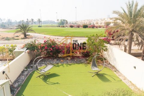 Kuća u nizu u gradu Al Hamra Village, Ras Al Khaimah, UAE 3 spavaće sobe, 297.3 m2 Br. 582577 - Slika 2