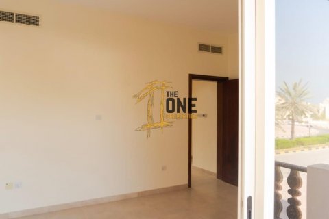 Kuća u nizu u gradu Al Hamra Village, Ras Al Khaimah, UAE 3 spavaće sobe, 297.3 m2 Br. 582577 - Slika 7
