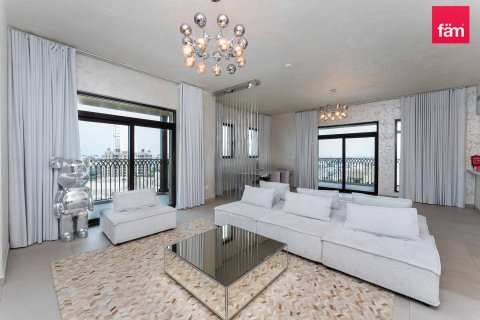 Leilighet til salgs i Umm Suqeim, Dubai, Emiratene 4 soverom, 347.8 kvm Nr. 695294 - Foto 3