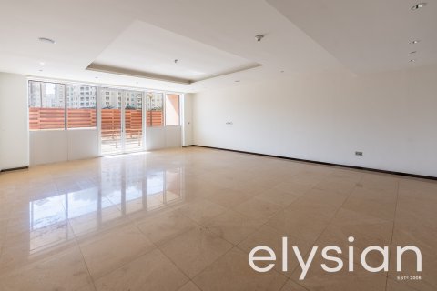 Apartmen di Palm Jumeirah, Dubai, UAE 1 bilik tidur, 177 meter persegi № 586251 - foto 2