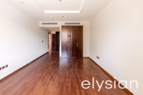 Apartmen di Palm Jumeirah, Dubai, UAE 1 bilik tidur, 177 meter persegi № 586251 - foto 7