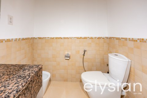 Apartamento para arrendamento em Jumeirah Beach Residence, Dubai, EAU 3 quartos, 189 m2 № 586254 - foto 18