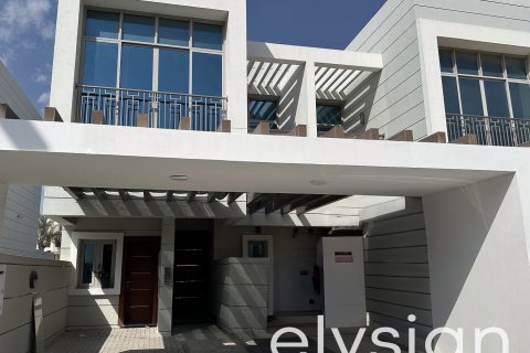 Villa in Al Furjan, Dubai, VAE 3 slaapkamers, 182 vr.m. nr 586191