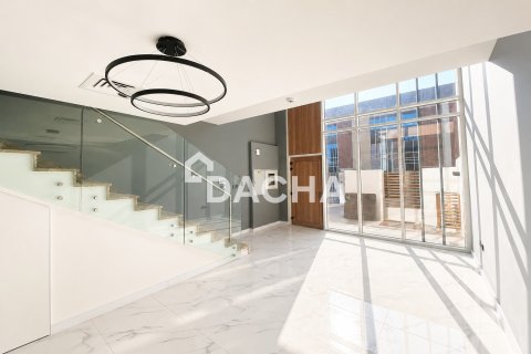 Adosado en venta en Dubai Land, Dubai, EAU 1 dormitorio, 68 m2 № 755079 - foto 4