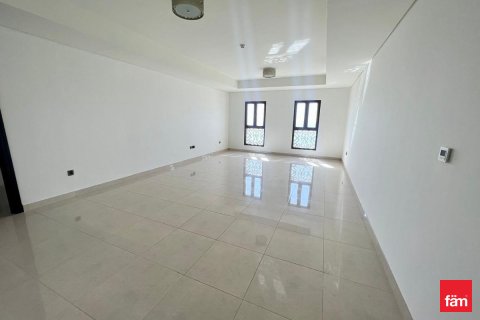Appartamento a Palm Jumeirah, Dubai, EAU 2 camere da letto, 198.1 mq. № 704017