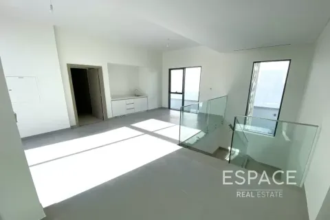 Vila di Al Furjan, Dubai, UAE 4 bilik tidur, 331 meter persegi № 738067 - foto 5
