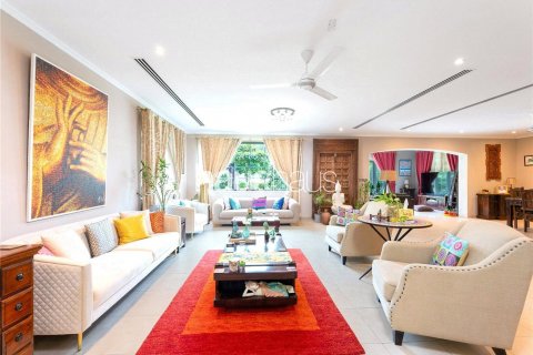 Вилла Jumeirah Park, Дубай, БАӘ-да 4 жатын бөлмелер, 403 м² № 625388 - фото 2