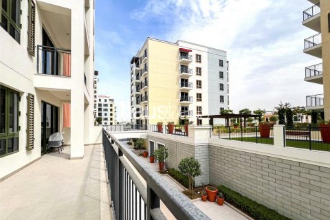 Jumeirah, Dubai, UAE의 아파트 침실 2개, 141제곱미터 번호 625409
