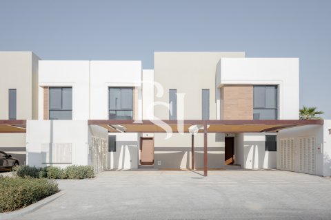 Kaupunkipientalo Yas Island, Abu Dhabi, Arabiemiraatit 3 makuuhuonetta, 166 m2 № 716186