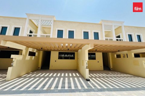 Shtëpi në qytet në Dubai, Emiratet e Bashkuara Arabe 4 dhoma gjumi, 144 m2. № 760758