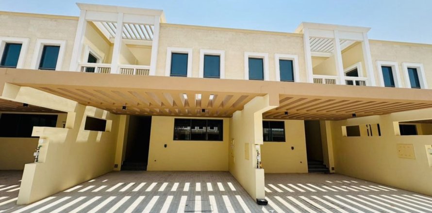 Kuća u nizu u Dubai, UAE 144 m2, 4 spavaćih soba Br. 760758