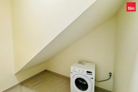Kuća u nizu u Dubai, UAE 4 spavaćih soba, 144 m2 Br. 760758 - fotografija 8