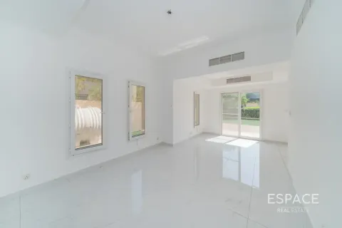 Huvila The Springs, Dubai, Arabiemiraatit 3 makuuhuonetta, 209 m2 № 649988 - kuva 2