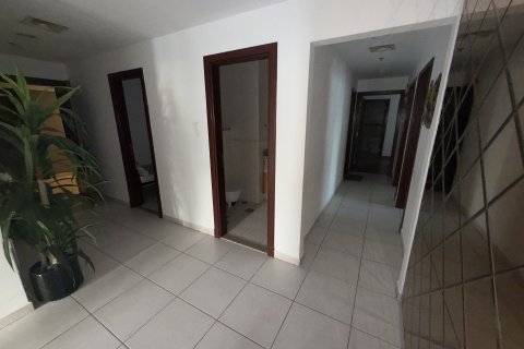 Apartment til salg i Dubai Marina, Dubai, UAE 3 soveværelser, 187 kvm № 734238 - foto 27