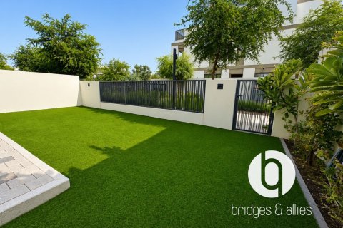 Villa à louer à Tilal Al Ghaf, Dubai, EAU 5 chambres, 311 m2 № 763926 - photo 15