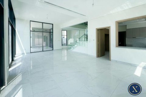 Vila v Al Furjan, Dubai, SAE 5 spální, 425 m2 č. 628274 - Fotografia 17