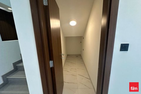 Villa à louer à Dubai, EAU 4 chambres, 187.2 m2 № 716039 - photo 12