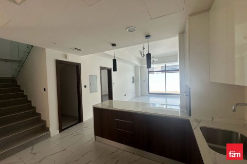 Villa à louer à Dubai, EAU 4 chambres, 187.2 m2 № 716039 - photo 4