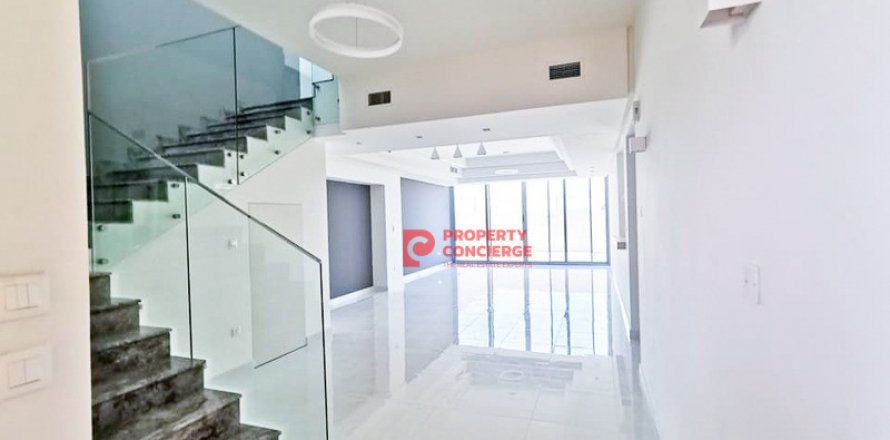 Таунхаус в wasl gate, Дубай, ОАЭ 3 спальни, 240м2 № 497959