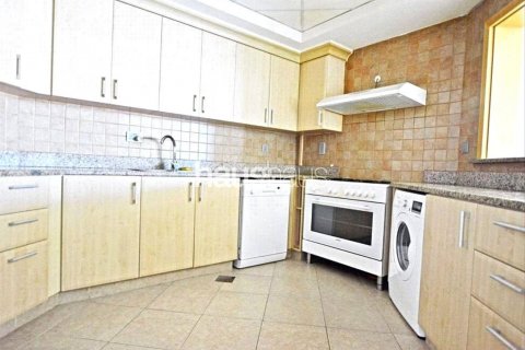 דירה למכירה ב Palm Jumeirah, Dubai, איחוד האמירויות  2 חדרי שינה, 144 מ"ר, מספר 626072 - תמונה 5
