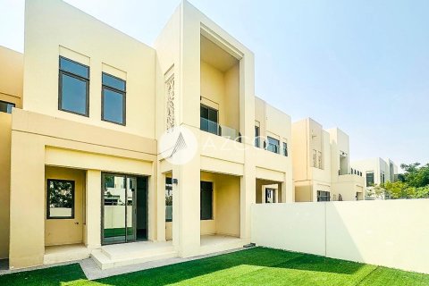 Villa Reem, Dubaijā, AAE 3 istabas, 220.5 m2 Nr. 510682
