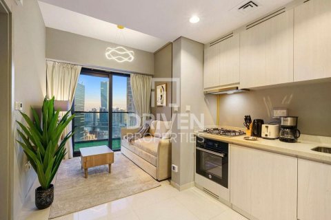 Korter asukohaga Business Bay, Dubai, AÜE: 1 magamistoaga, 43.76 m² Nr 755943