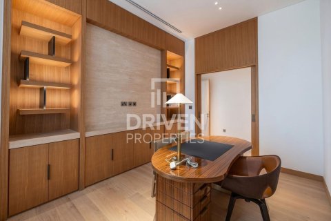 Duplex de vânzare în Jumeirah, Dubai, EAU 5 dormitoare, 828.32 mp.  №761576 - poză 18