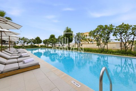 Duplex de vânzare în Jumeirah, Dubai, EAU 5 dormitoare, 828.32 mp.  №761576 - poză 28
