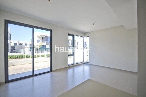 Vila v Dubai Hills Estate, Dubai, SAE 4 spálne, 293 m2 č. 627143 - Fotografia 4