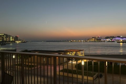 Kuća u nizu u Al Raha Beach, Abu Dhabi, UAE 3 spavaćih soba, 284 m2 Br. 716160 - fotografija 4