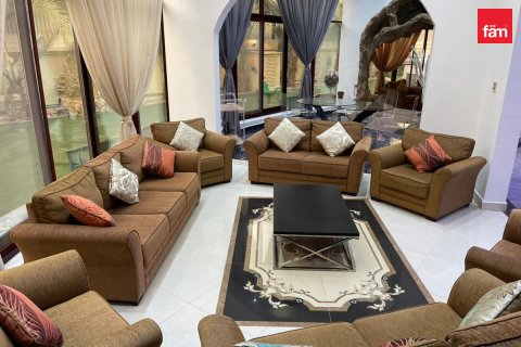 Vila v Dubai, SAE 8 ložnice, 1723.7 m² Č.: 726781 - fotografie 7