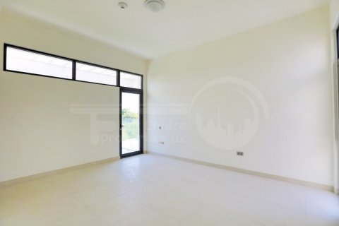 Vilë në Yas Island, Abu Dhabi, Emiratet e Bashkuara Arabe 5 dhoma gjumi, 511.7 m2. № 410535 - Foto 7