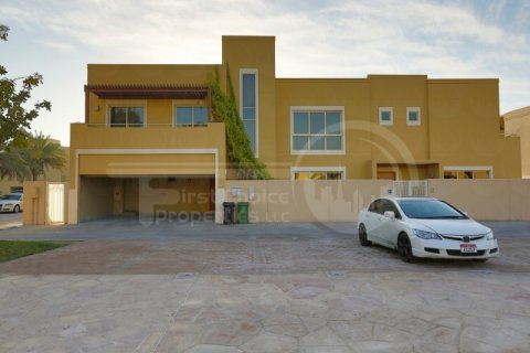 Rekkehus til salgs i Al Raha Gardens, Abu Dhabi, Emiratene 3 soverom, 232.5 kvm Nr. 406787 - Foto 13
