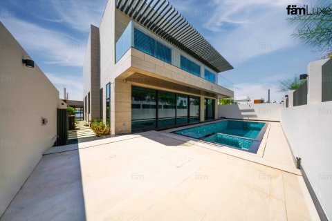 Villa til salg i Al Furjan, Dubai, UAE 5 soveværelser, 605.4 kvm № 710163 - foto 3