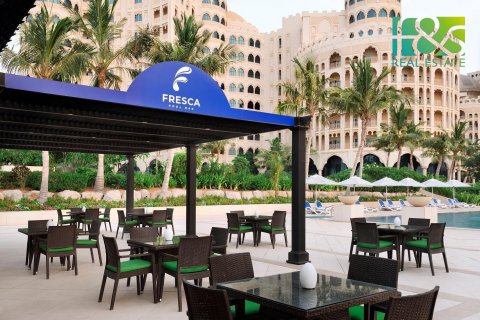 شقة فندقية للإيجار في Al Hamra Village، رأس الخيمة، الإمارات العربية المتحدة 2 غرفة نوم ، 120.8 متر مربع ، رقم 499754 - صورة 9