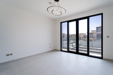Vilë në Al Furjan, Dubai, Emiratet e Bashkuara Arabe 5 dhoma gjumi, 441 m2. № 766221 - Foto 21