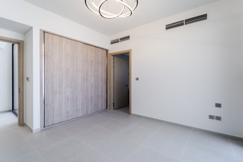 Vilë në Al Furjan, Dubai, Emiratet e Bashkuara Arabe 5 dhoma gjumi, 441 m2. № 766221 - Foto 27