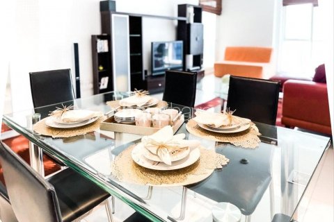Leilighet til leie i Jumeirah Lake Towers, Dubai, Emiratene 1 soverom, 92 kvm Nr. 627057 - Foto 7