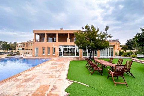 וילה להשכרה ב Arabian Ranches, Dubai, איחוד האמירויות  5 חדרי שינה, 790 מ"ר, מספר 627059 - תמונה 2
