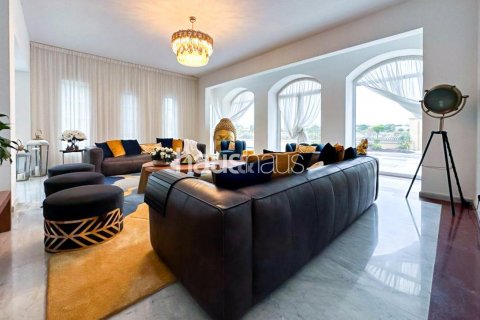 וילה להשכרה ב Arabian Ranches, Dubai, איחוד האמירויות  5 חדרי שינה, 790 מ"ר, מספר 627059 - תמונה 3