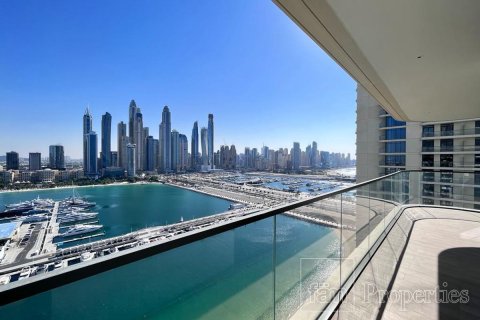 Lakás itt: Dubai Harbour, EAE, 3 hálószoba, 163.2 m², azonosító: 655677