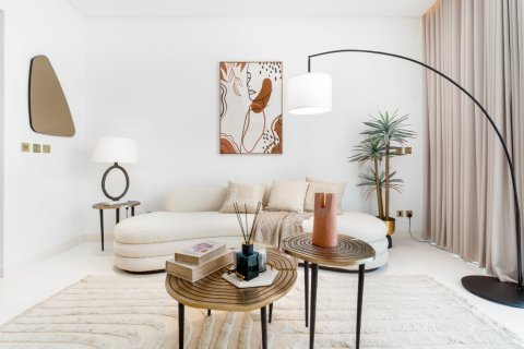 Apartment in Dubai Studio City, UAE 2 bedrooms, 123.3 sq.m. № 682050 - photo 18