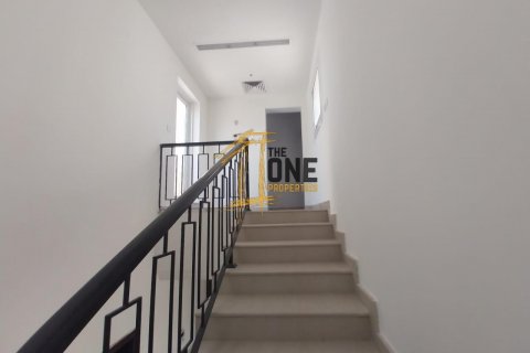 Casa urbana para venda em Al Hamra Village, Ras Al Khaimah, EAU 3 quartos, 259 m2 № 575642 - foto 2