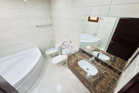 Villa zur Miete in Al Barsha, Dubai, VAE 5 Schlafzimmer, 372 m2 Nr. 646432 - Foto 25